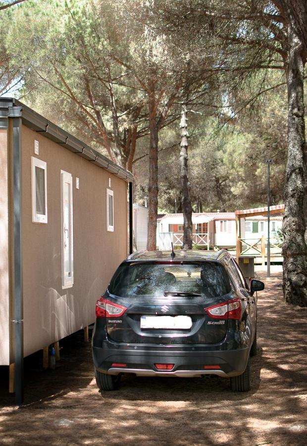 Lux Camp Bi Village, Mobile Home Villa Buba فاجانا المظهر الخارجي الصورة