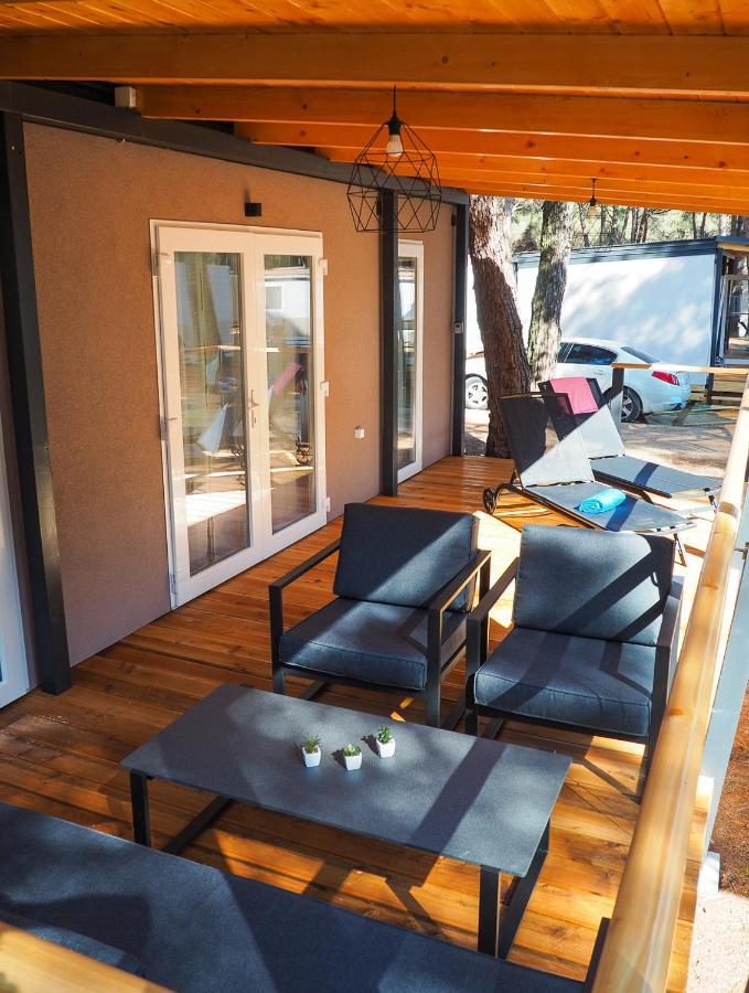 Lux Camp Bi Village, Mobile Home Villa Buba فاجانا المظهر الخارجي الصورة