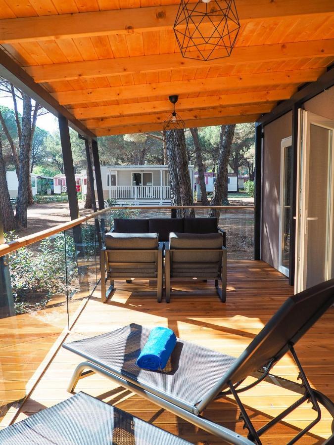 Lux Camp Bi Village, Mobile Home Villa Buba فاجانا المظهر الخارجي الصورة